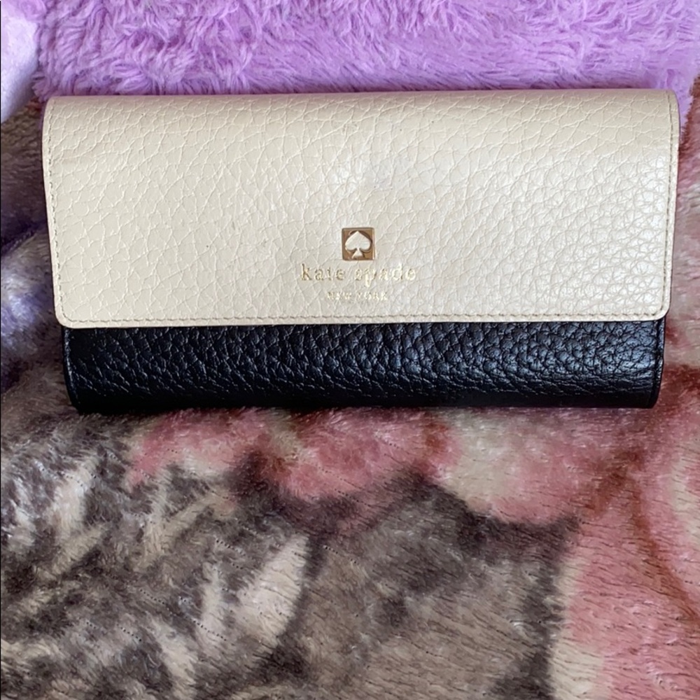 Kate Spade Trifold Wallet